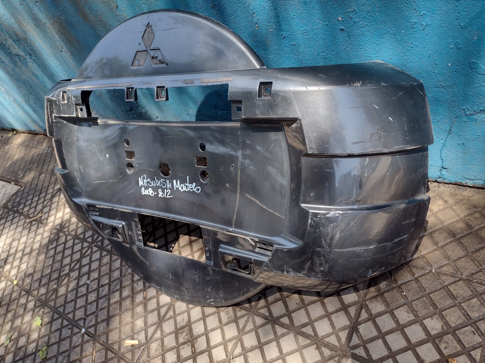Cubre rueda de repuesto mitsubishi montero 2008 - 2012 - Imagen 5