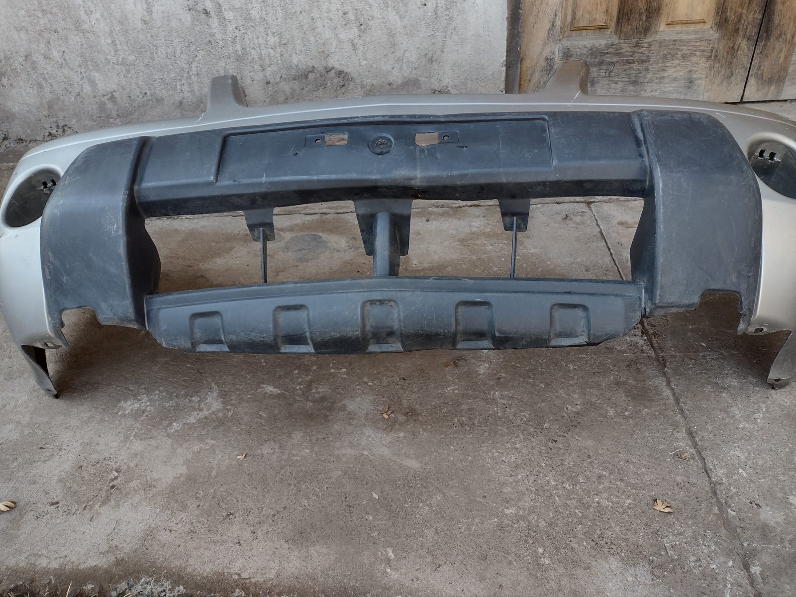 Parachoque delantero nissan xtrail 2003 - 2006 - Imagen 4