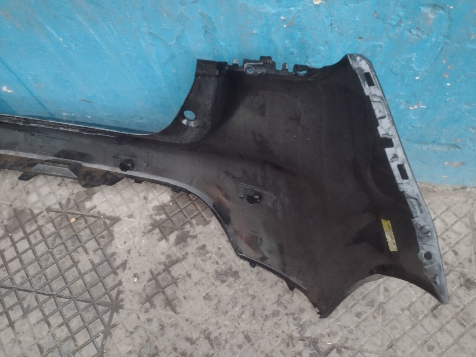 Parachoque trasero renault clio 2015 - 2020 - Imagen 4