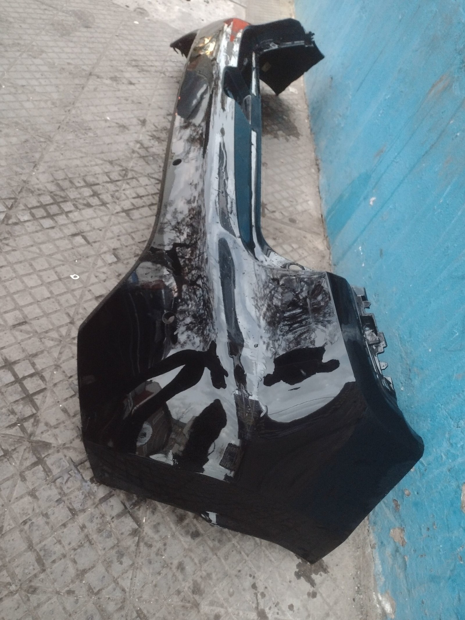 Parachoque trasero renault clio 2015 - 2020 - Imagen 6