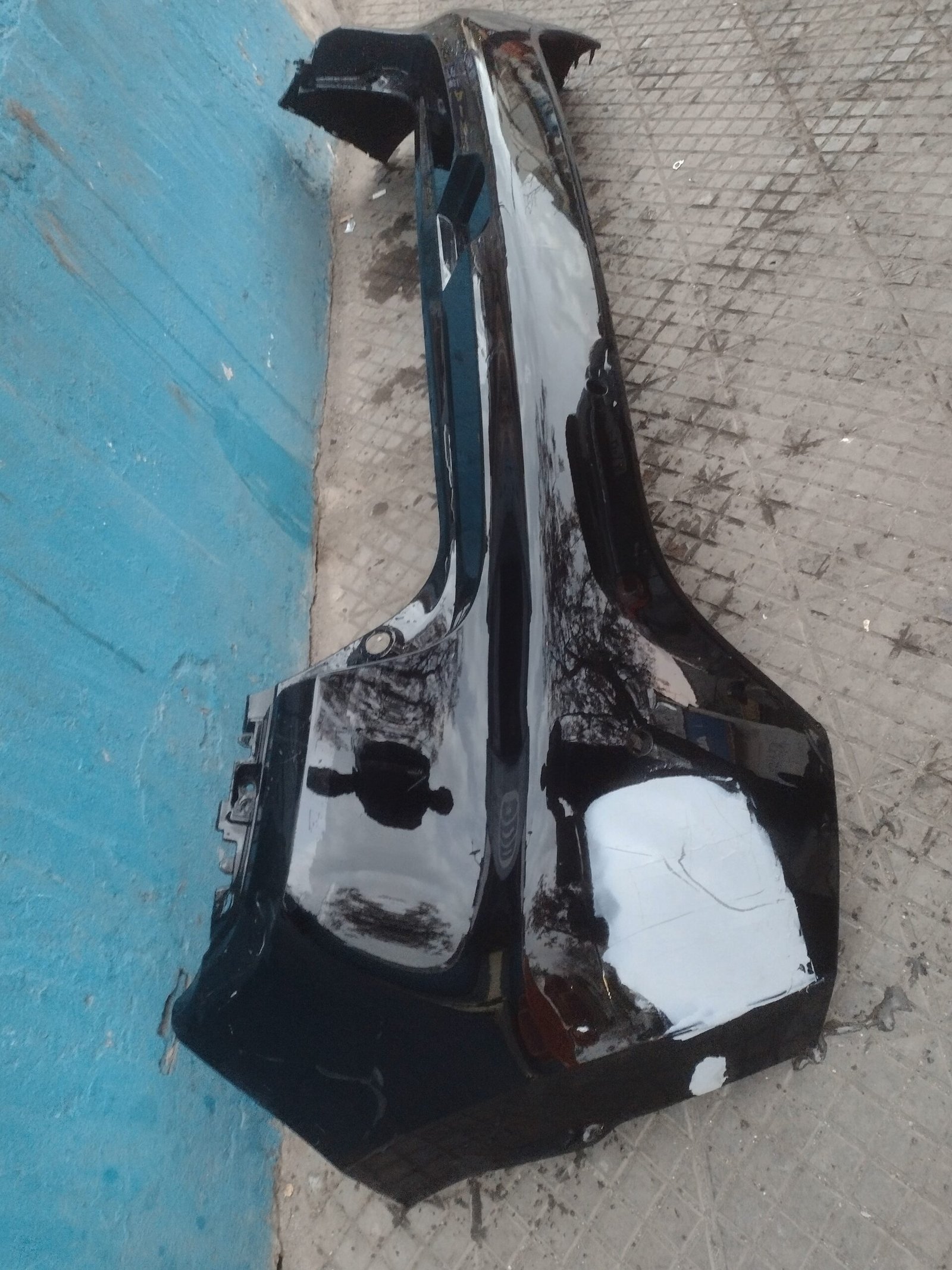 Parachoque trasero renault clio 2015 - 2020 - Imagen 8