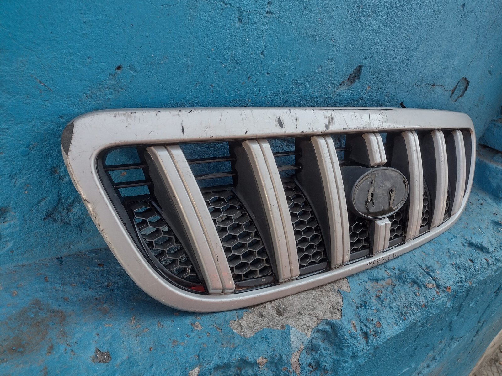 Mascara hyundai terracan 2001 - 2004 - Imagen 2