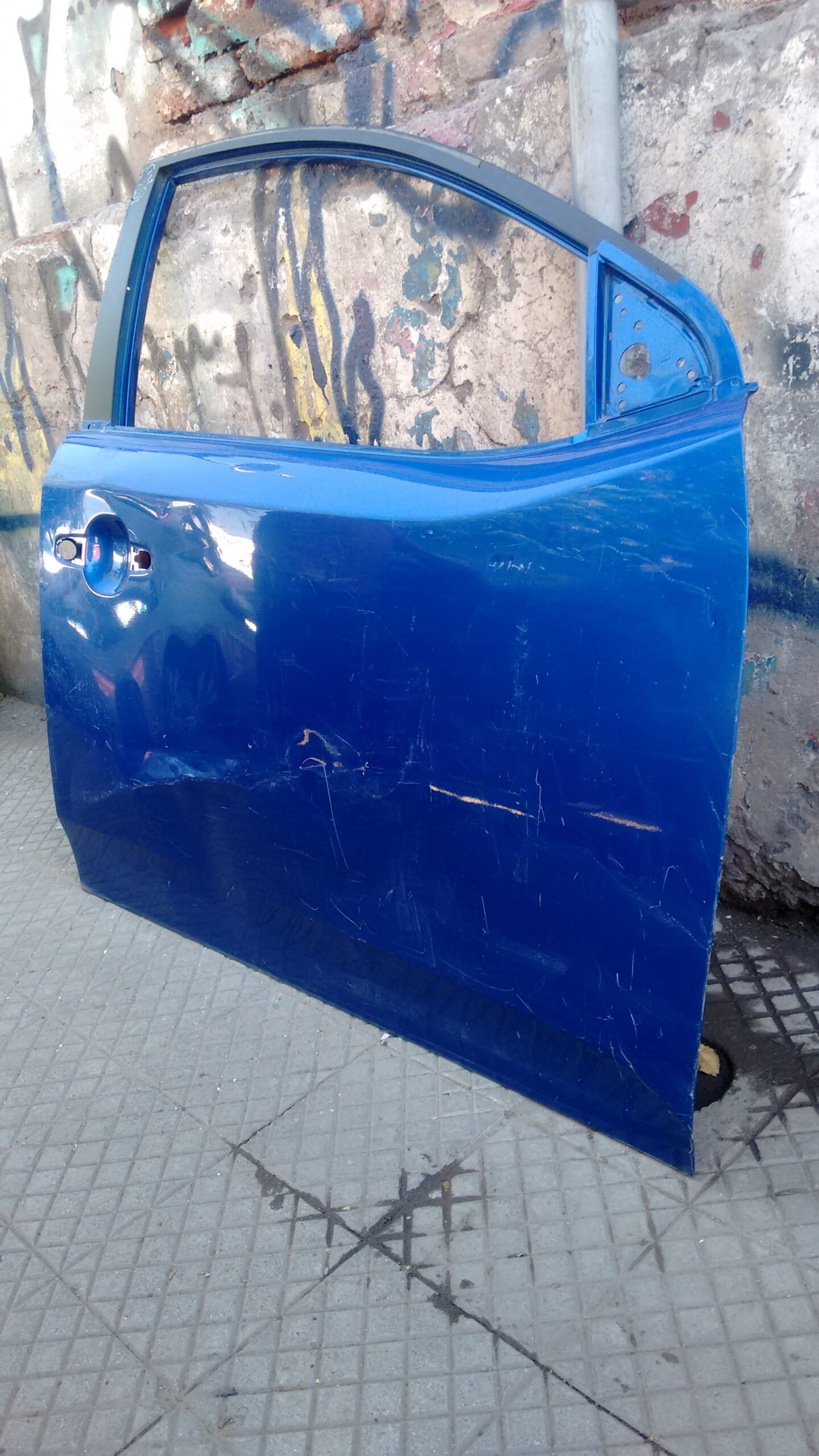 Puerta delantera derecha kia cerato 2010 - 2012 - Imagen 4