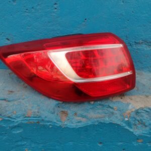 Foco trasero izquierdo Kia Sportage 2011 - 2014