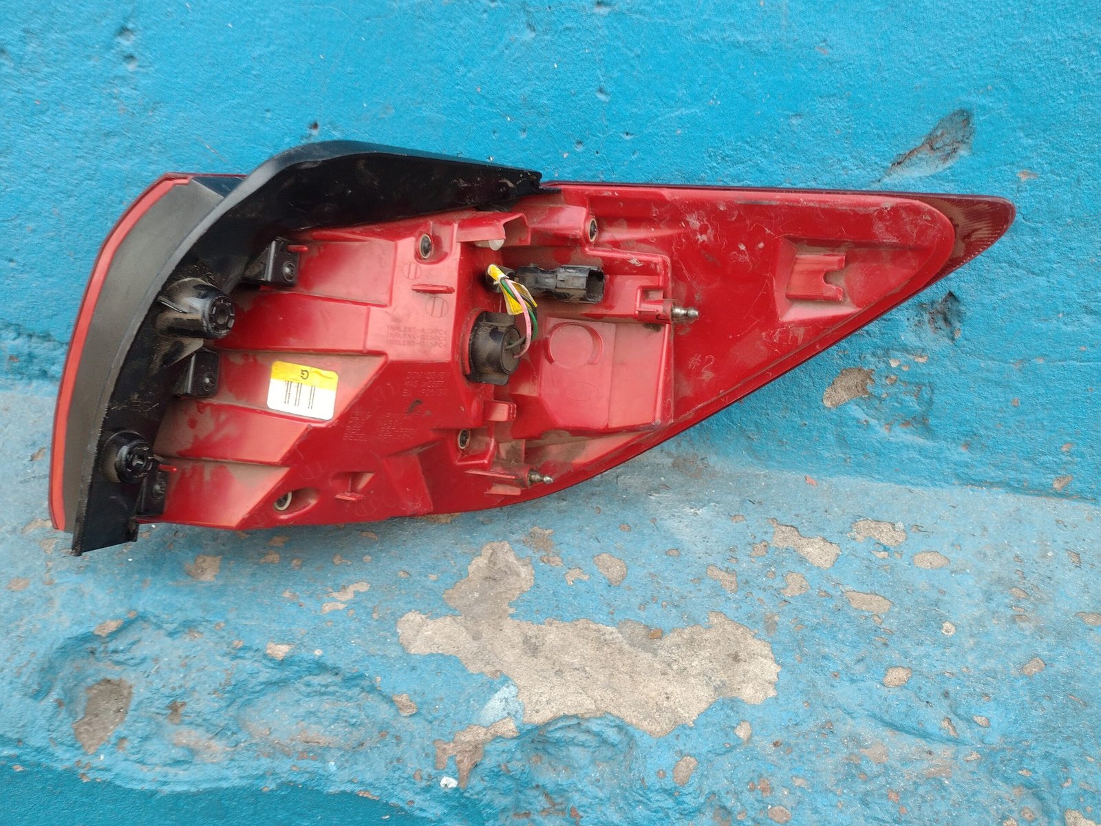 Foco trasero izquierdo Kia Sportage 2011 - 2014 - Imagen 3