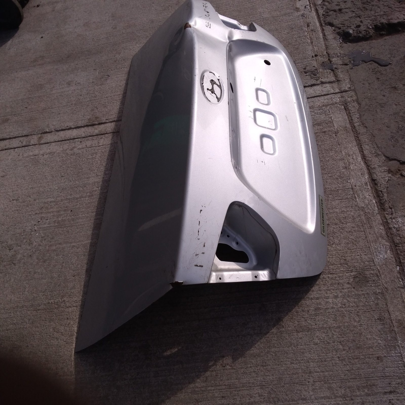 Tapa maleta hyundai elantra 2007 - 2010 - Imagen 2