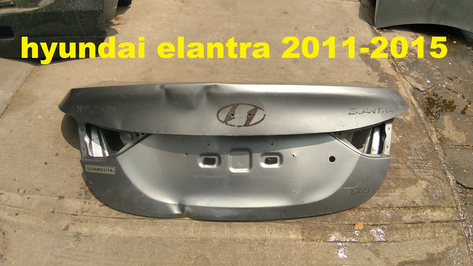 Tapa maleta hyundai elantra 2011 - 2015