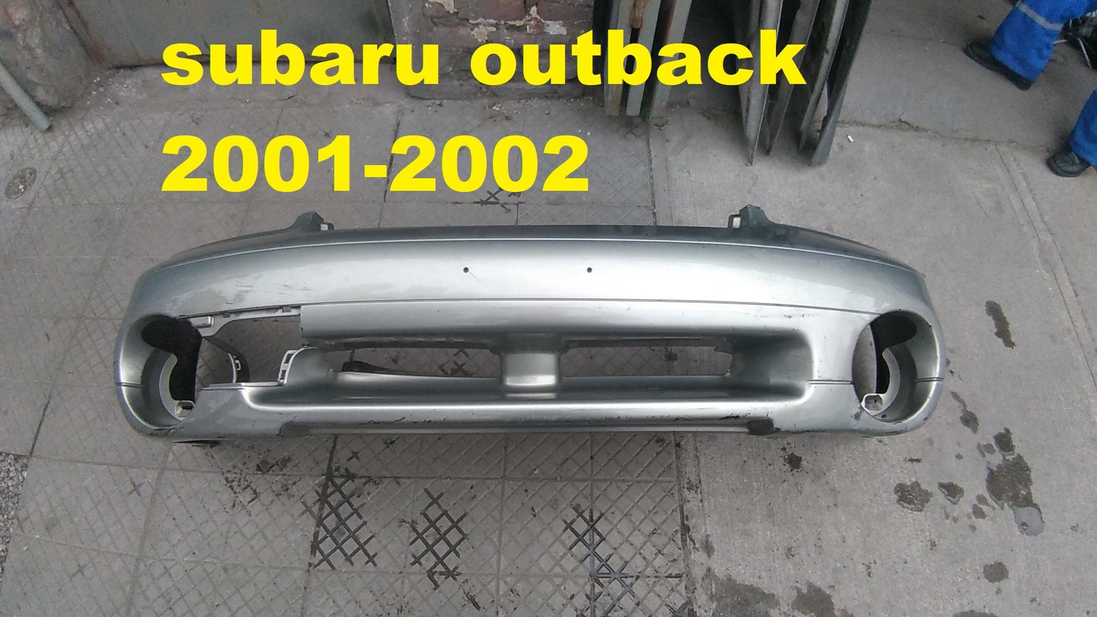 Parachoque delantero subaru outback 2001 - 2002
