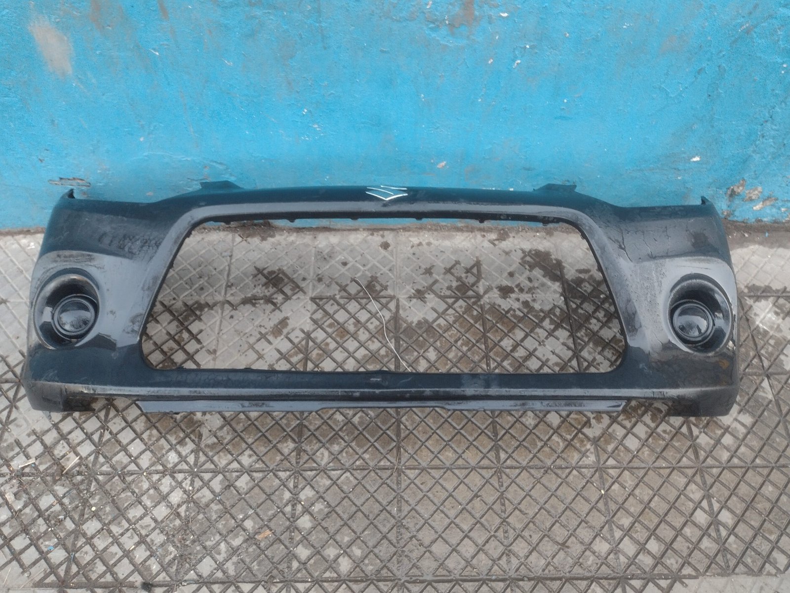 Parachoque delantero suzuki delantero 800 2020 - 2022