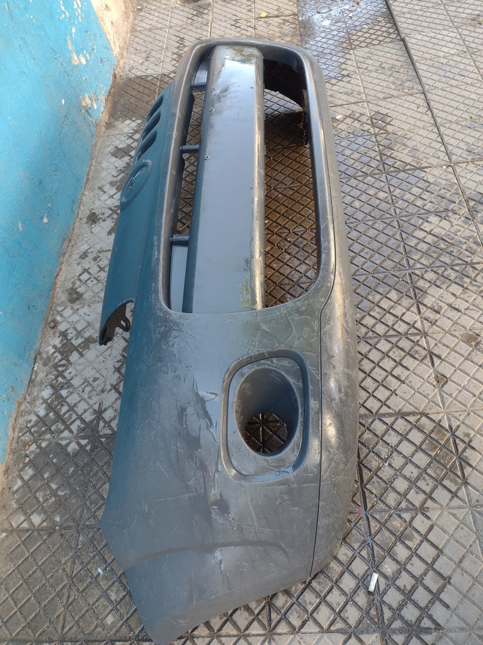 Parachoque delantero fiat fiorino fire 2015 - 2017 - Imagen 2