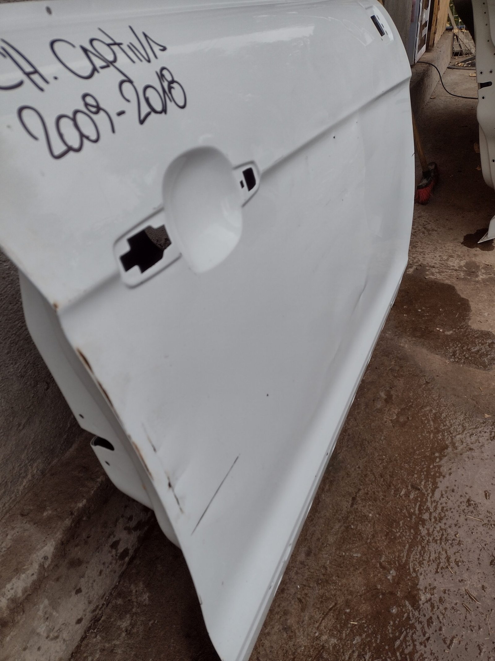 Puerta delantera derecha chevrolet captiva 2008 - 2018 - Imagen 4