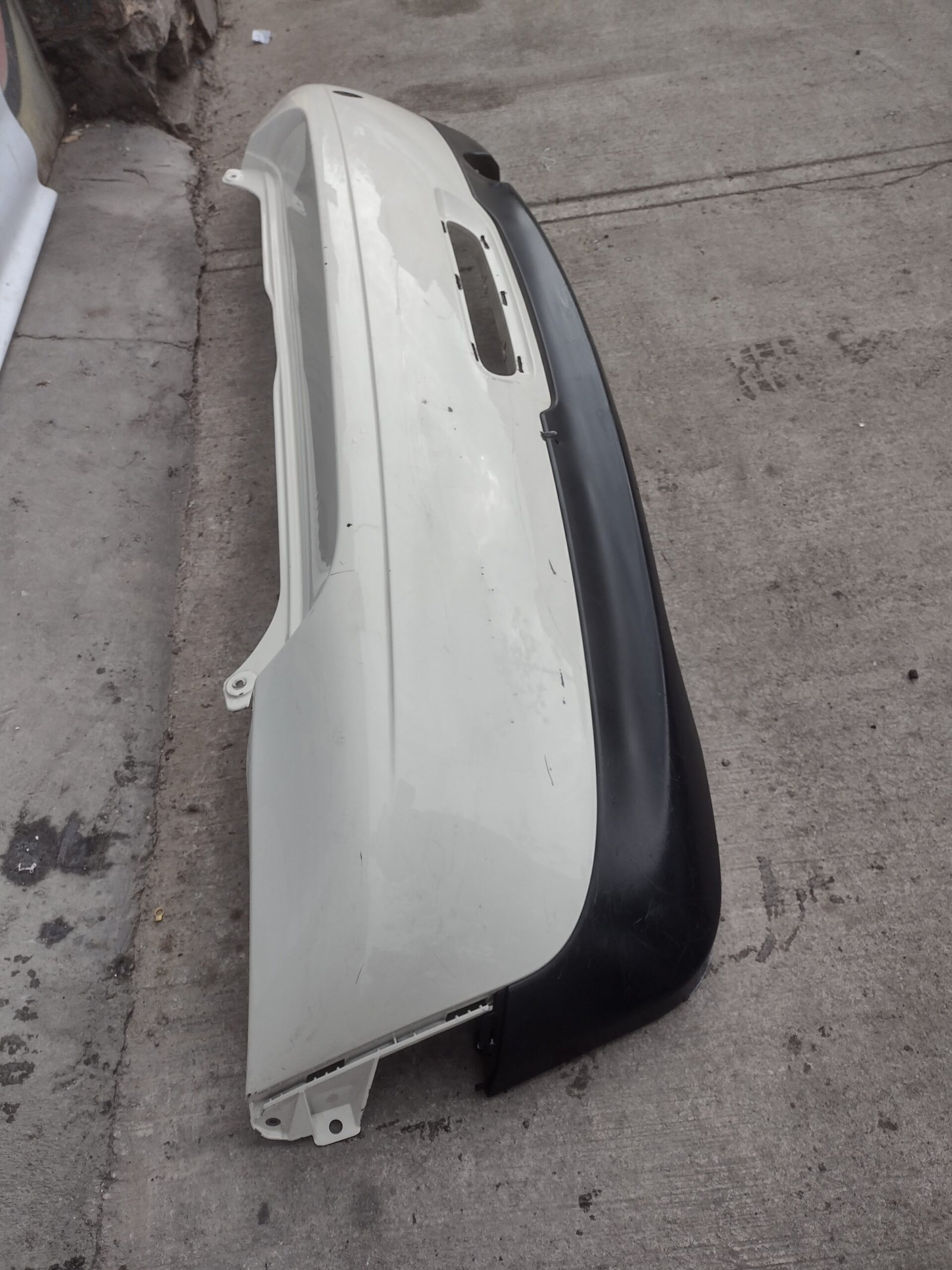 Parachoque trasero mini cooper R56 2011 - 2014 - Imagen 3