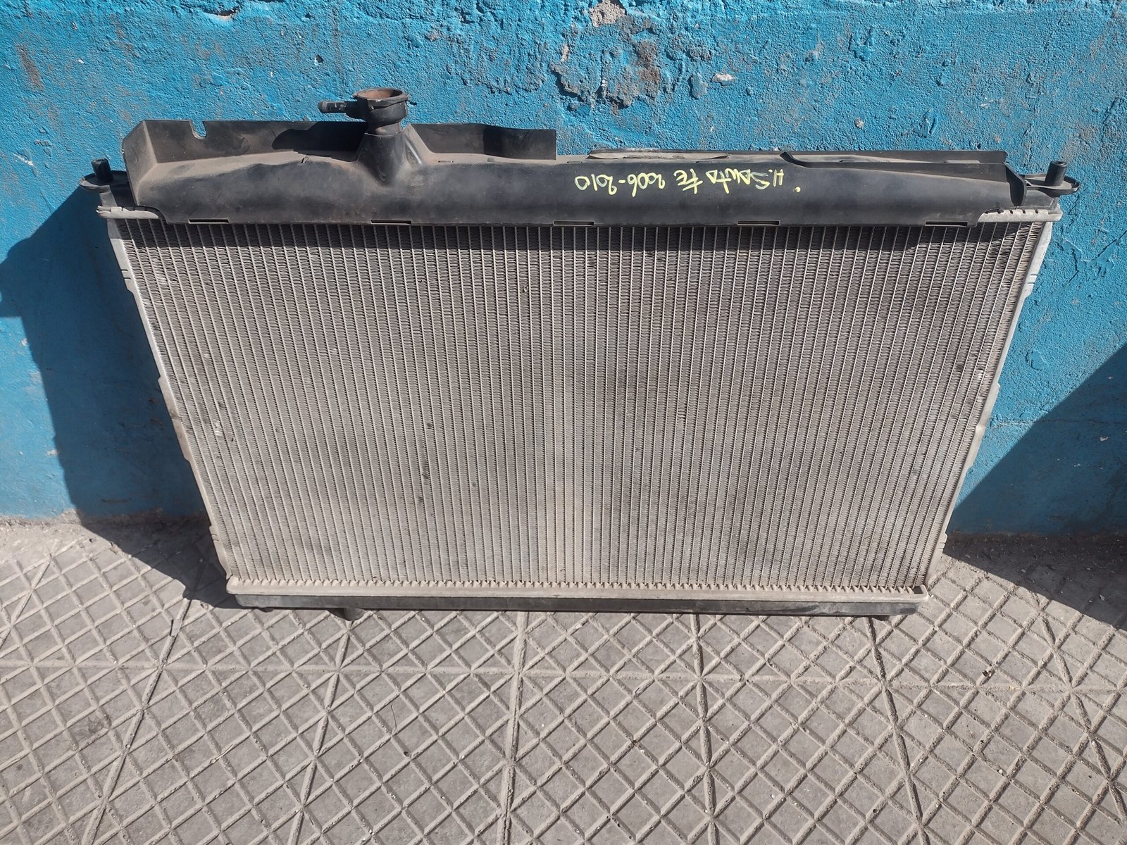 Radiador de agua hyundai santa fe 2006 - 2010 - Imagen 7