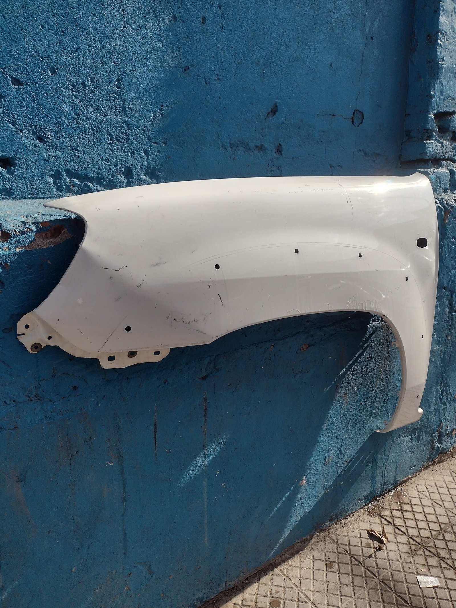 Tapabarro izquierdo mazda bt50 2006 - 2012 - Imagen 4