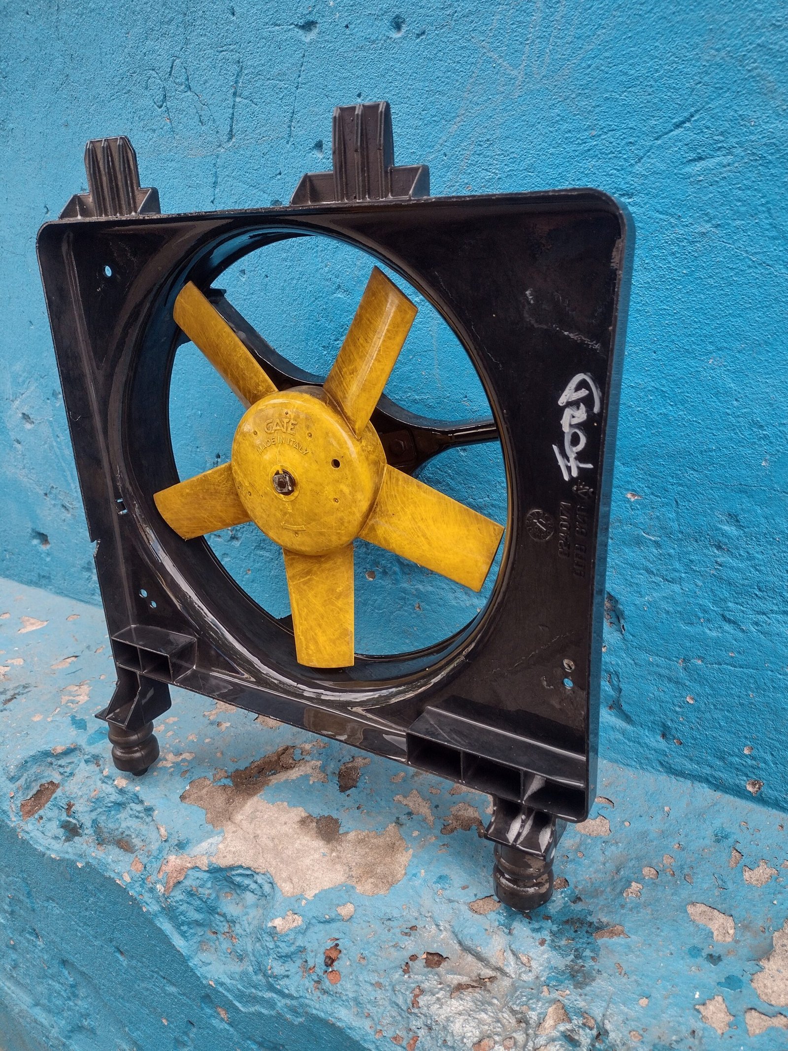 Electroventilador Ford fiesta 1993 - 1996 - Imagen 2