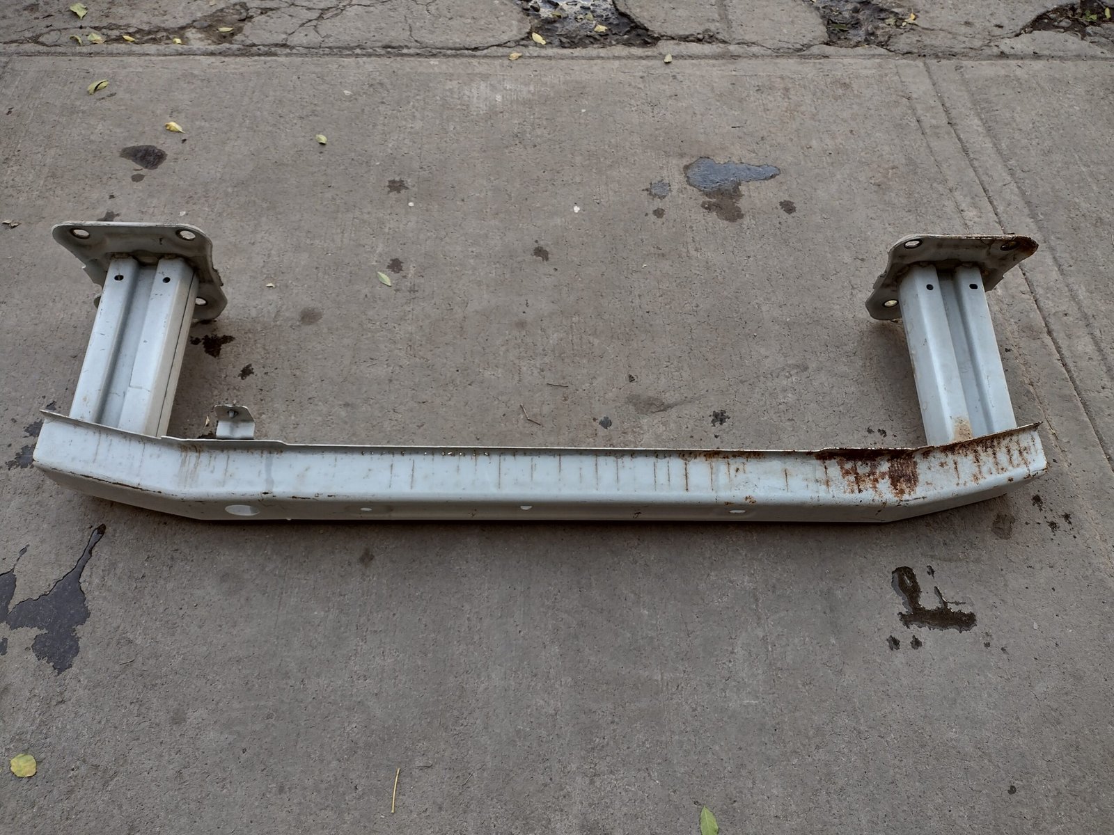 Refuerzo trasero Mazda 3 2010 - 2014 - Imagen 4