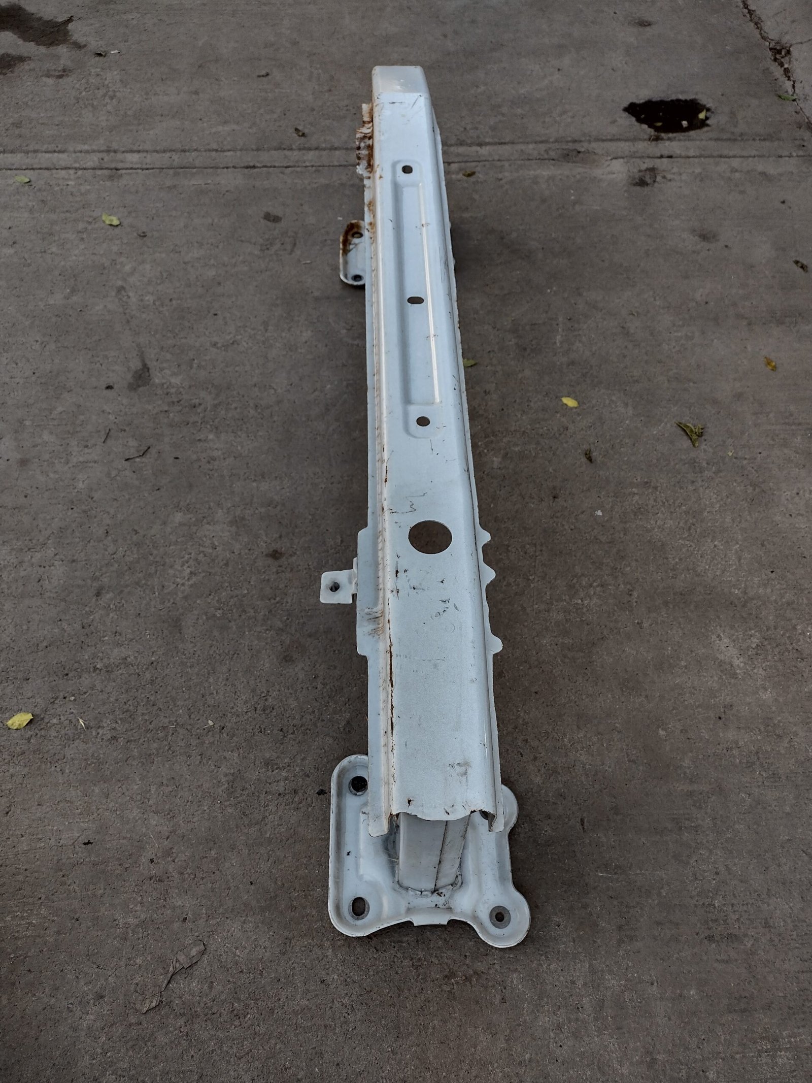 Refuerzo trasero Mazda 3 2010 - 2014 - Imagen 2