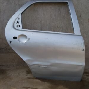 Puerta trasera derecha fiat palio 2006 - 2008