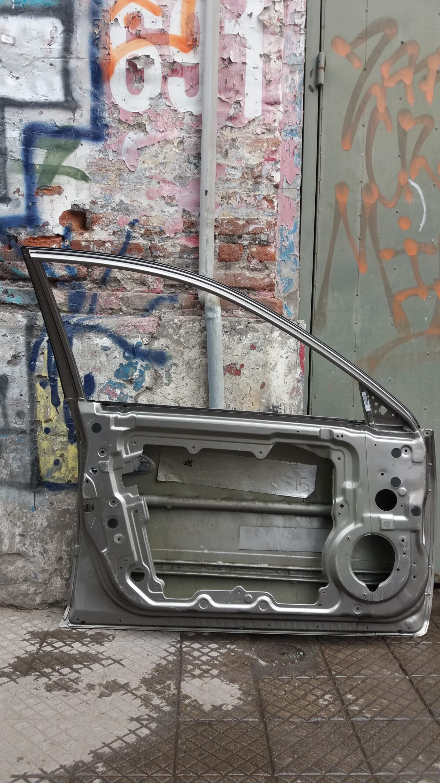 Puerta delantera izquierda Nissan altima 2002 - Imagen 5