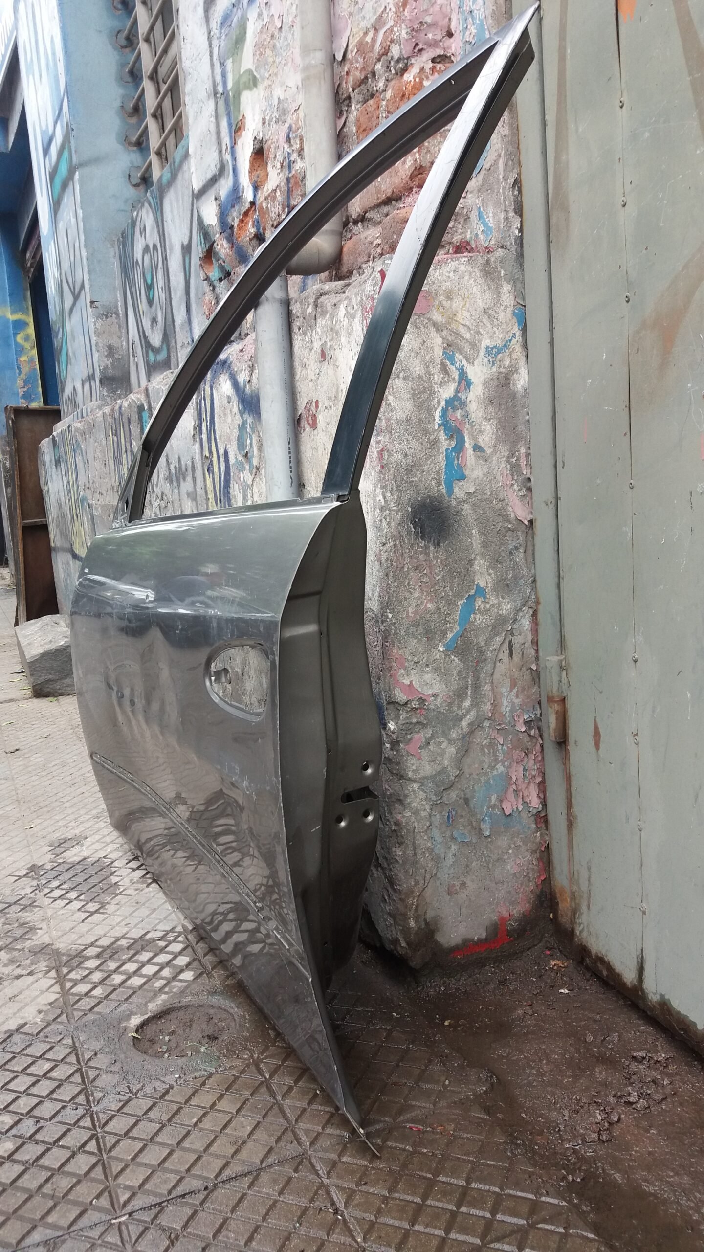 Puerta delantera izquierda Nissan altima 2002 - Imagen 2