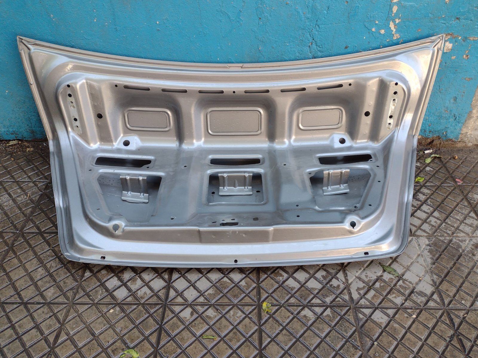 Tapa maleta Chevrolet Sail 2011 - 2015 - Imagen 6