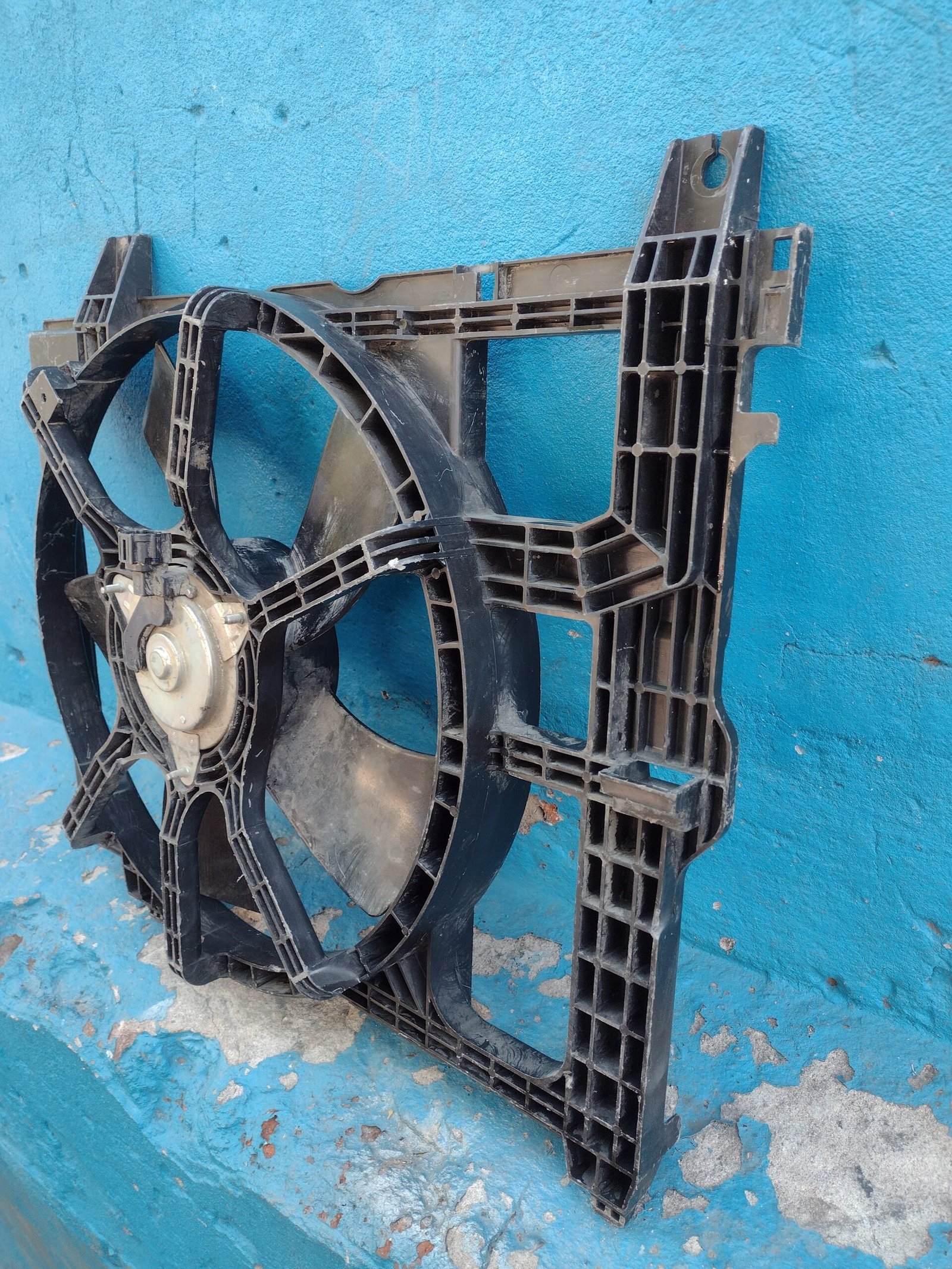 Electroventilador Nissan Tiida 2007 - 2011 - Imagen 6