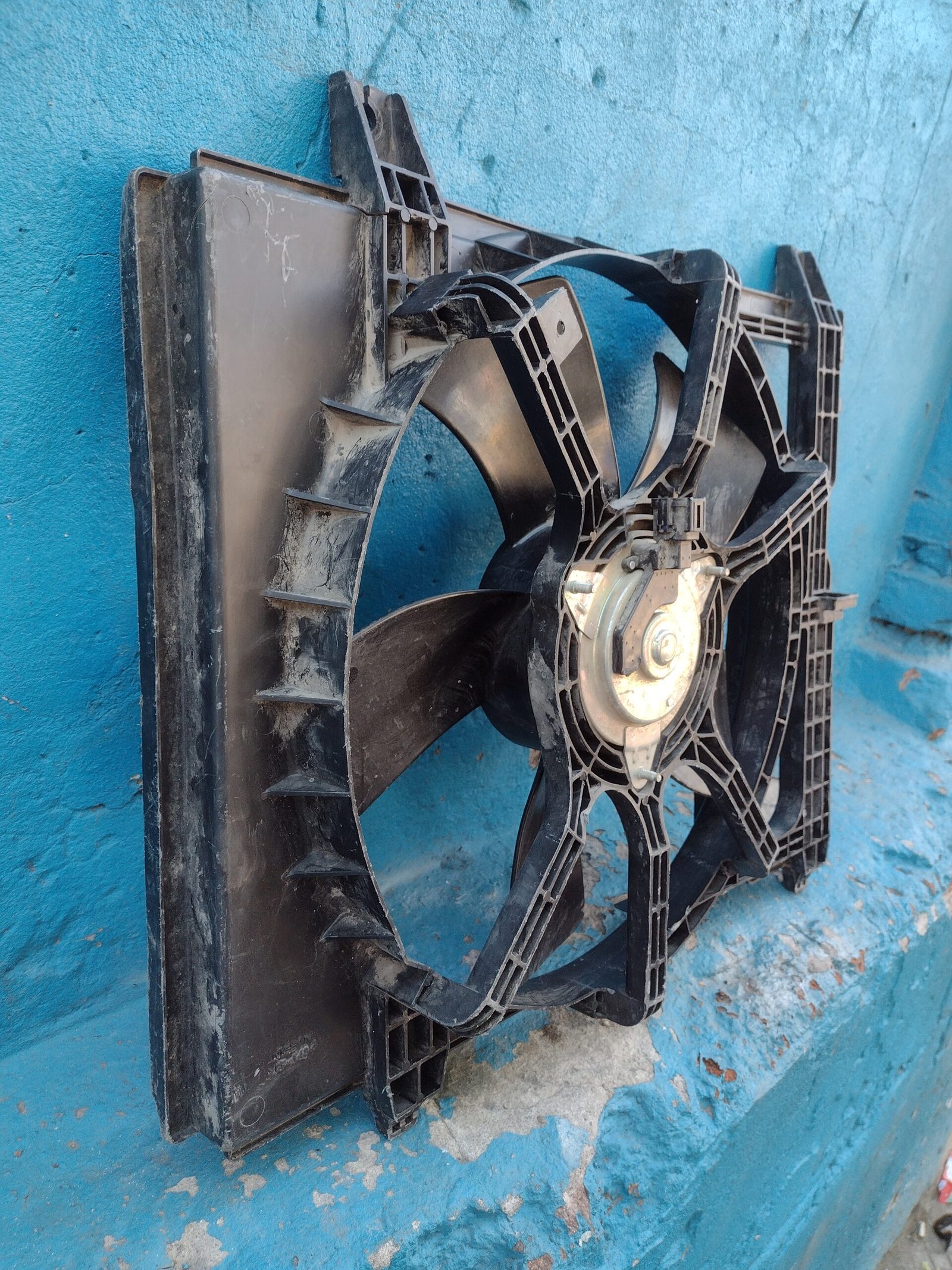 Electroventilador Nissan Tiida 2007 - 2011 - Imagen 4