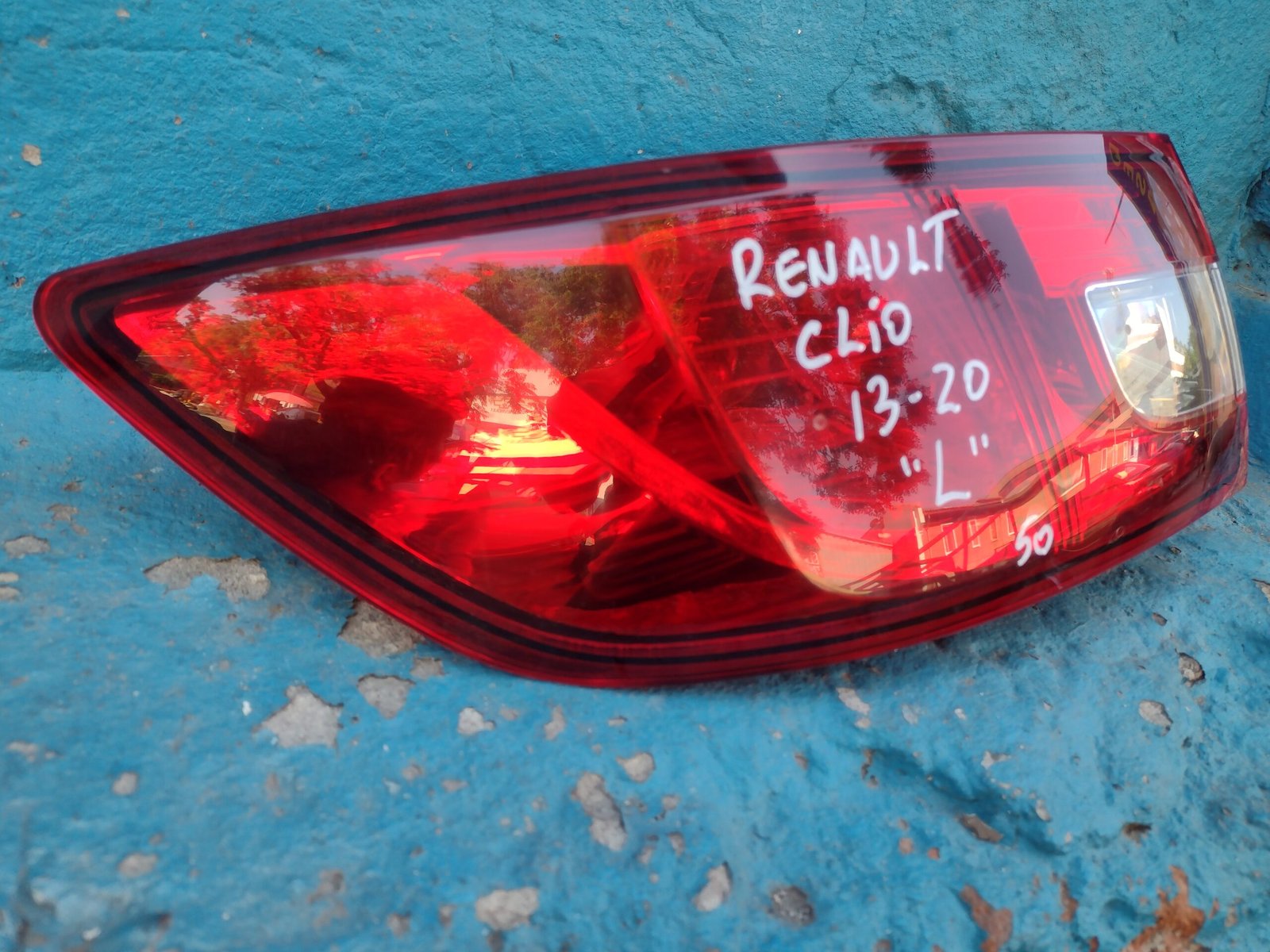 Foco trasero izquierdo Renault Clio 2013 - 2020 - Imagen 2