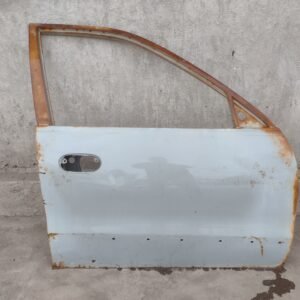Puerta delantera derecha hyundai accent 1995 - 1999
