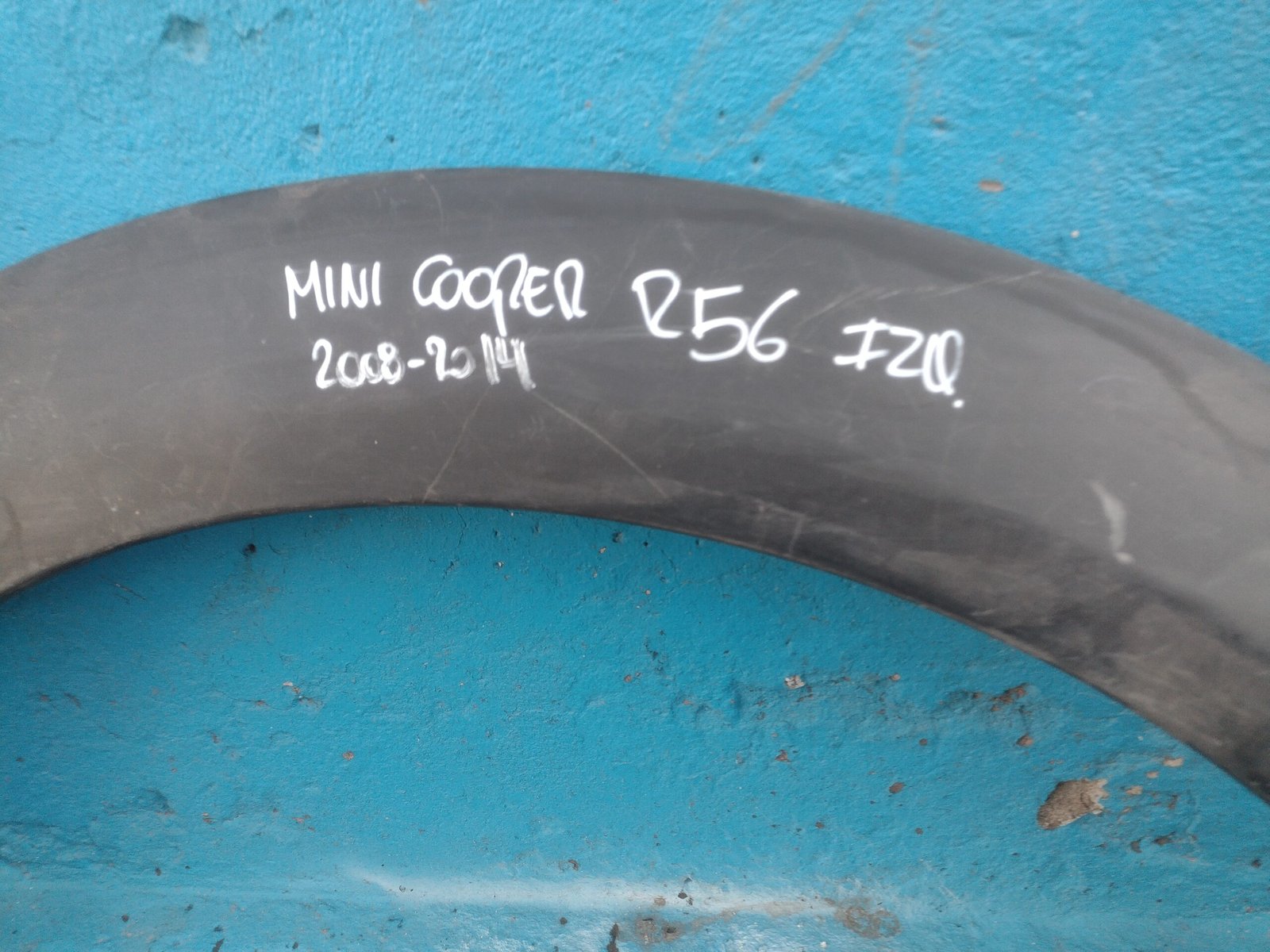 Moldura trasera izquierda mini cooper R56 2008 - 2014 - Imagen 3