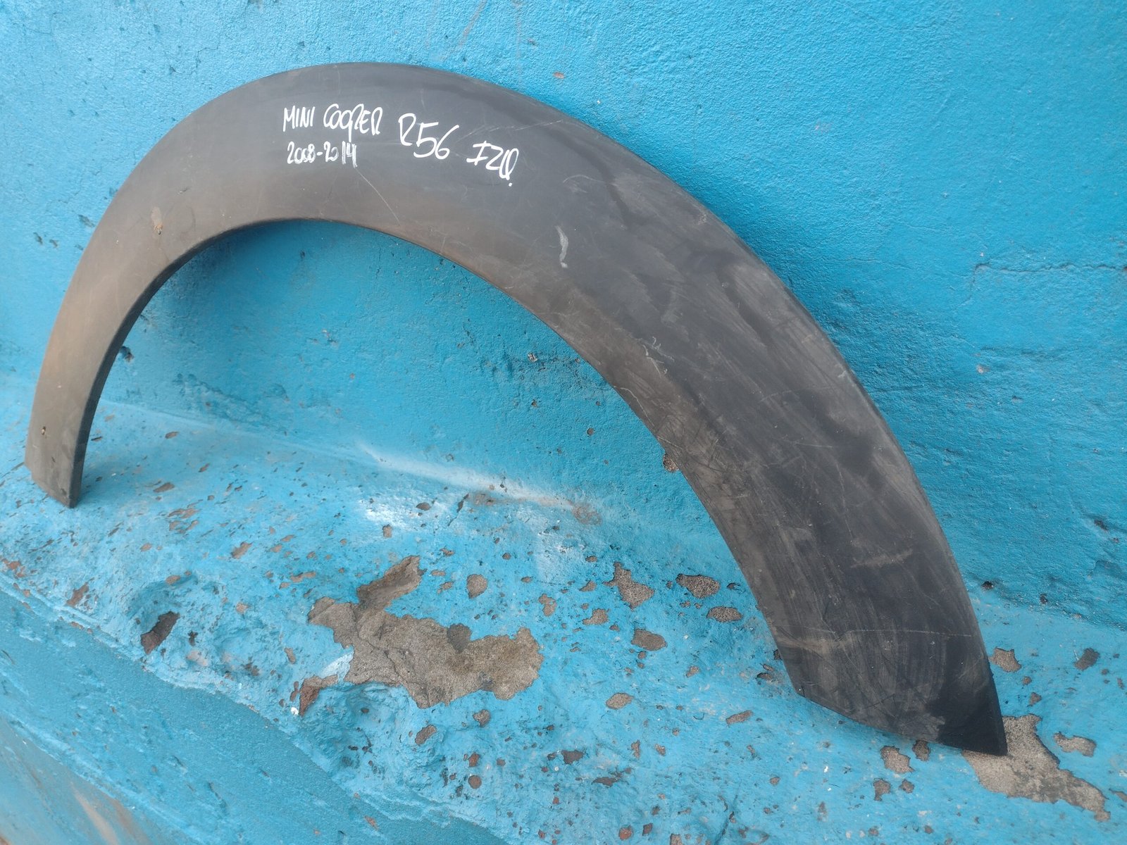 Moldura trasera izquierda mini cooper R56 2008 - 2014 - Imagen 4