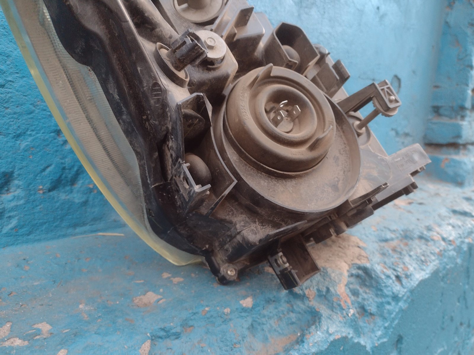 Optico izquierdo nissan navara 2008 - 2014 - Imagen 4