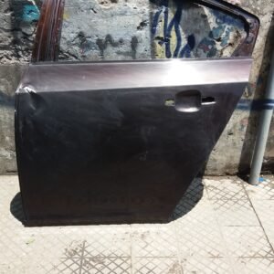 Puerta trasera izquierda chevrolet cruze 2010 - 2014