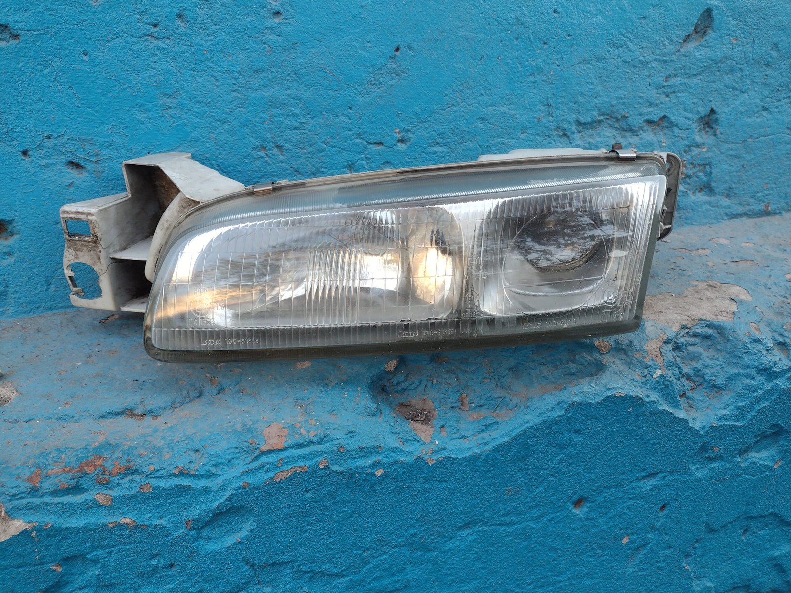 Optico izquierda mazda 626 1993 - 1996
