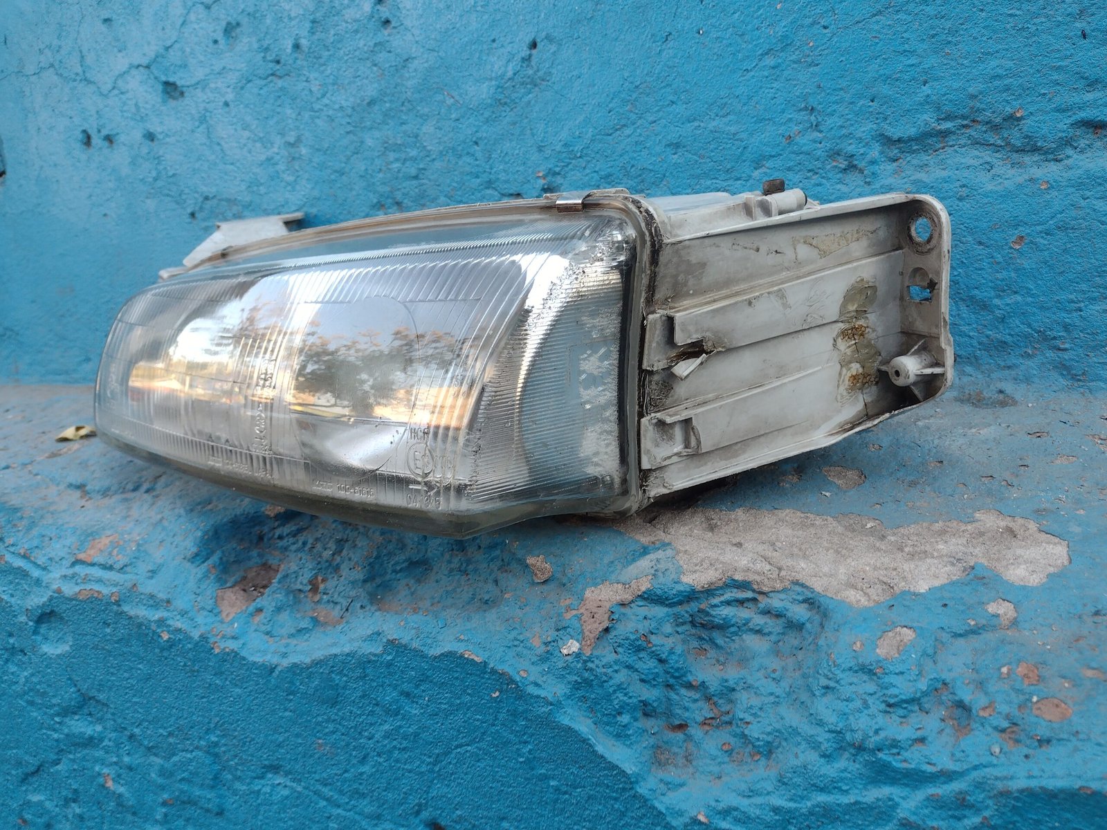 Optico izquierda mazda 626 1993 - 1996 - Imagen 2