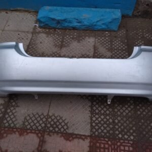 Parachoque trasero Corolla sport 2002 - 2004