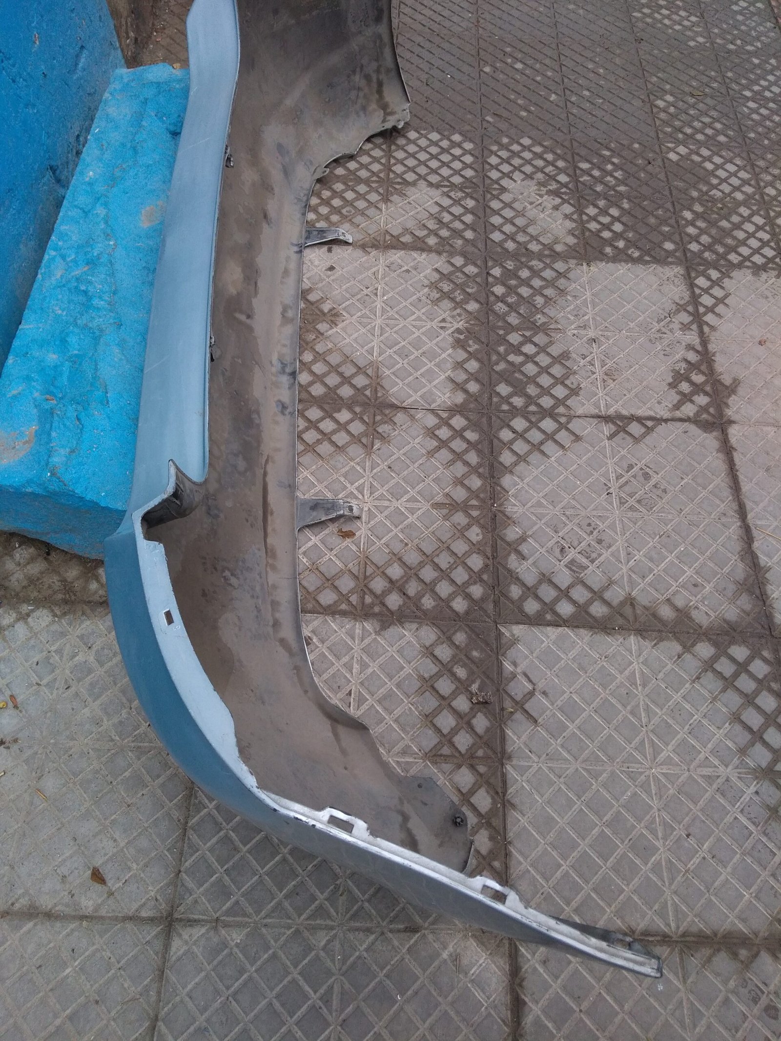 Parachoque trasero Corolla sport 2002 - 2004 - Imagen 5