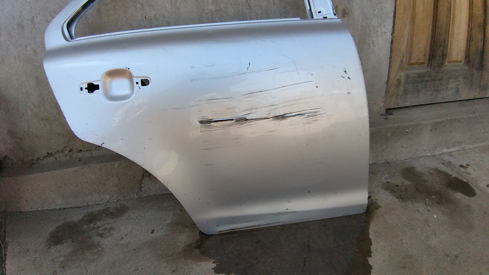 Puerta trasera derecha suzuki kizashi 2010 - 2015 - Imagen 5