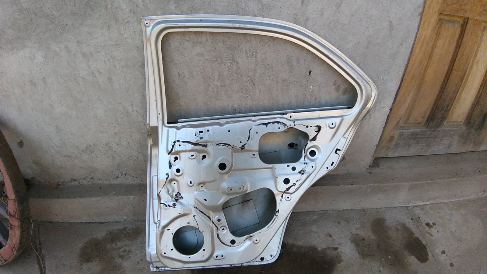 Puerta trasera derecha suzuki kizashi 2010 - 2015 - Imagen 4