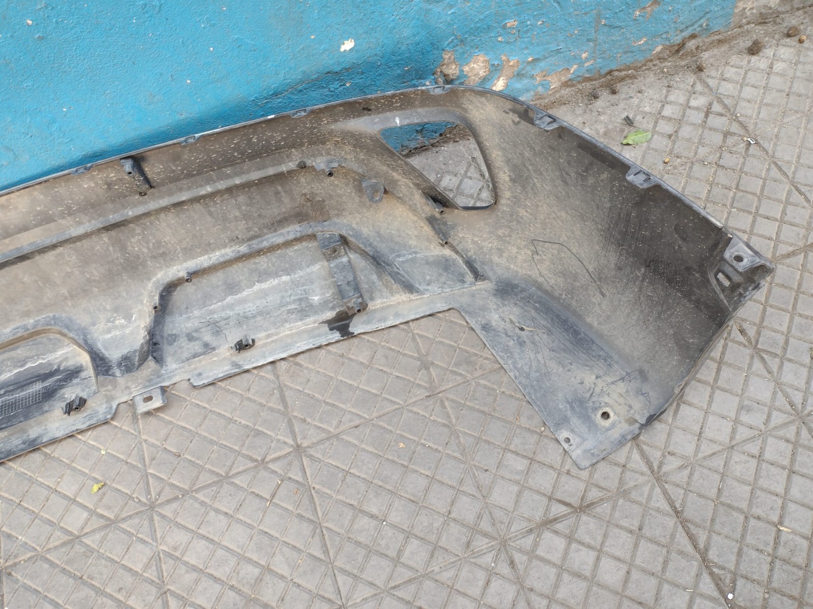 Mataperro trasero Mitsubishi eclipse 2018 - 2022 - Imagen 7