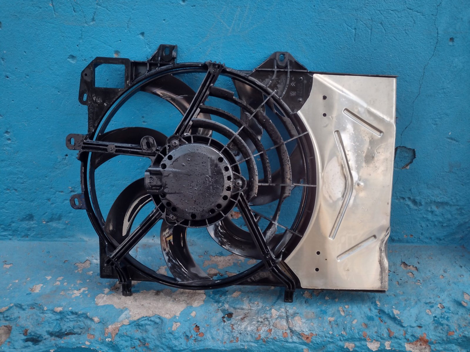 Electroventilador Peugeot 2008 con aire 2013 - Imagen 5