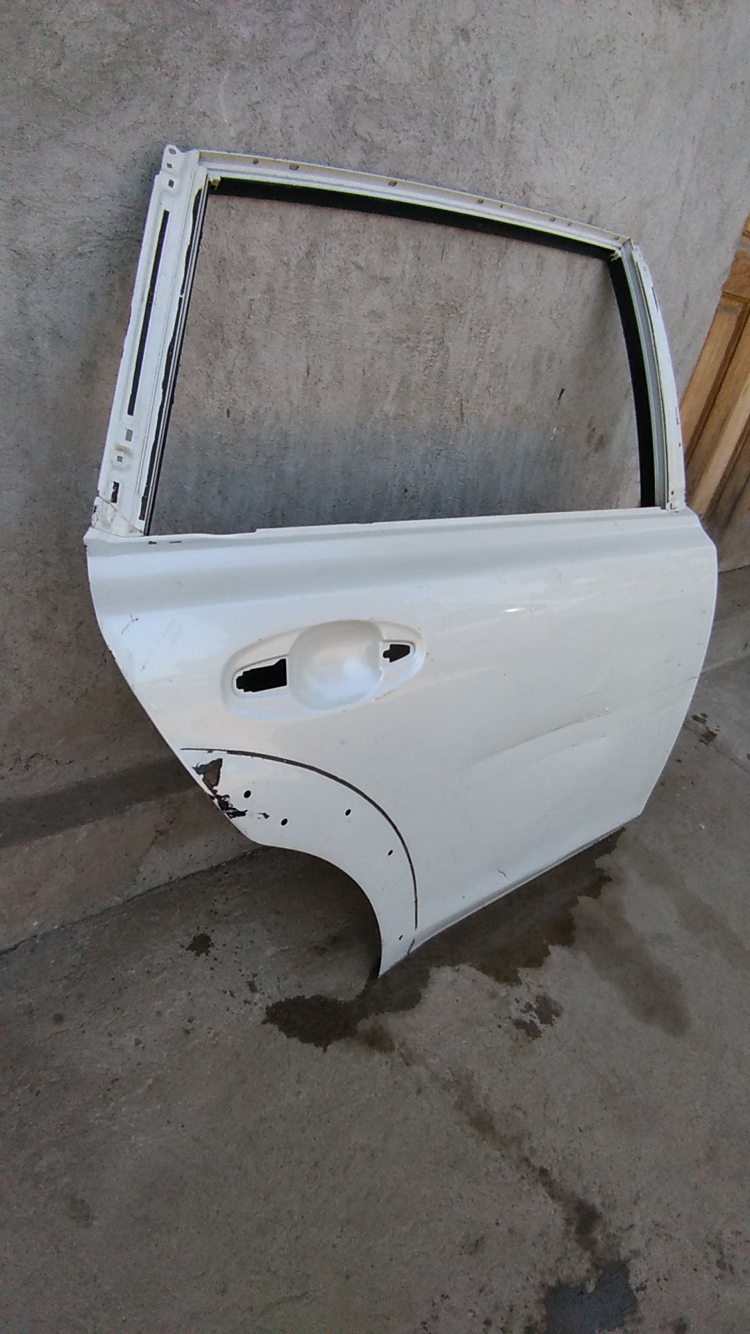 Puerta trasera derecha subaru outback 2011 - 2015 - Imagen 4