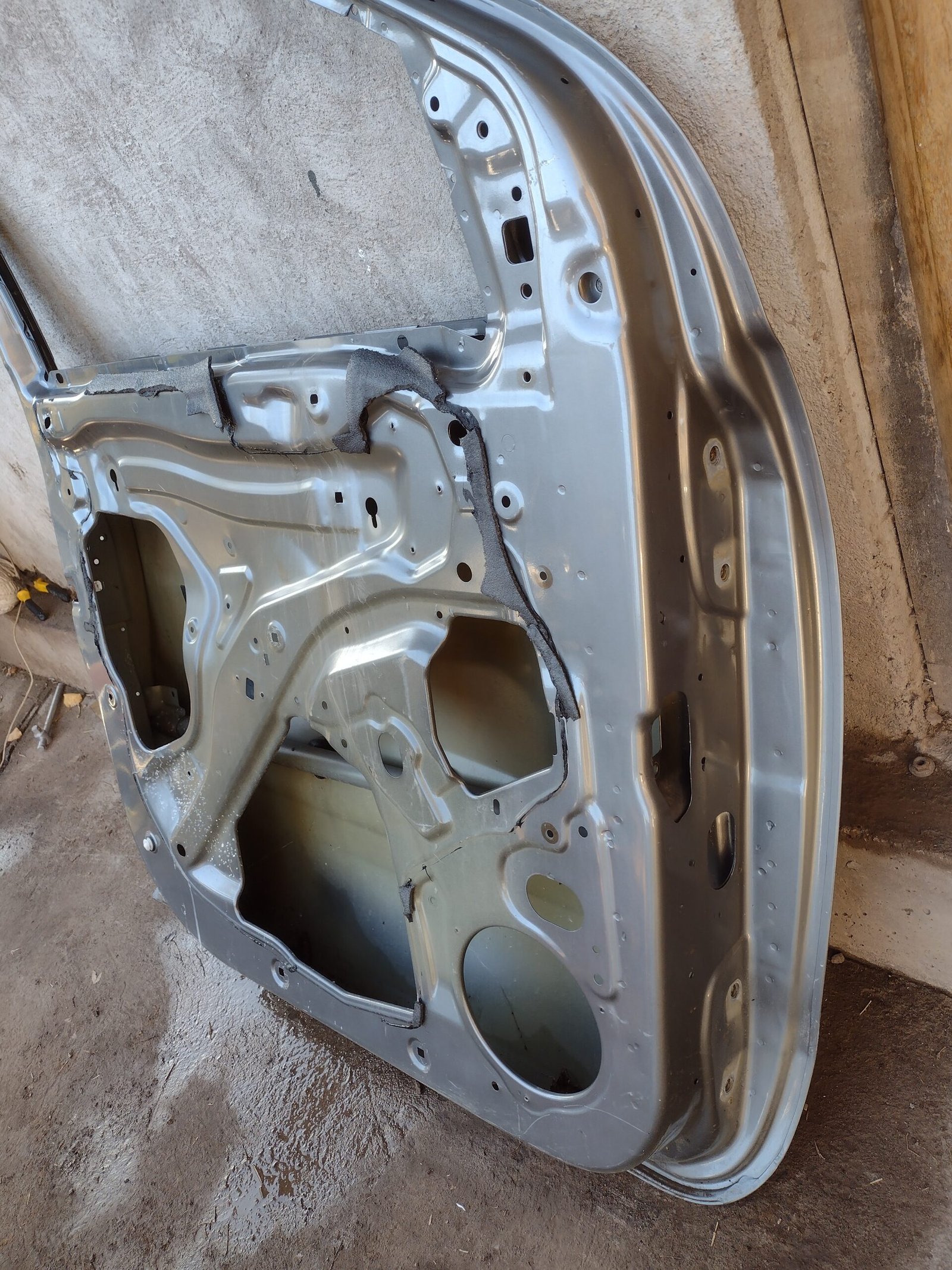 Puerta delantera izquierda ford ranger 2014 - 2020 - Imagen 9