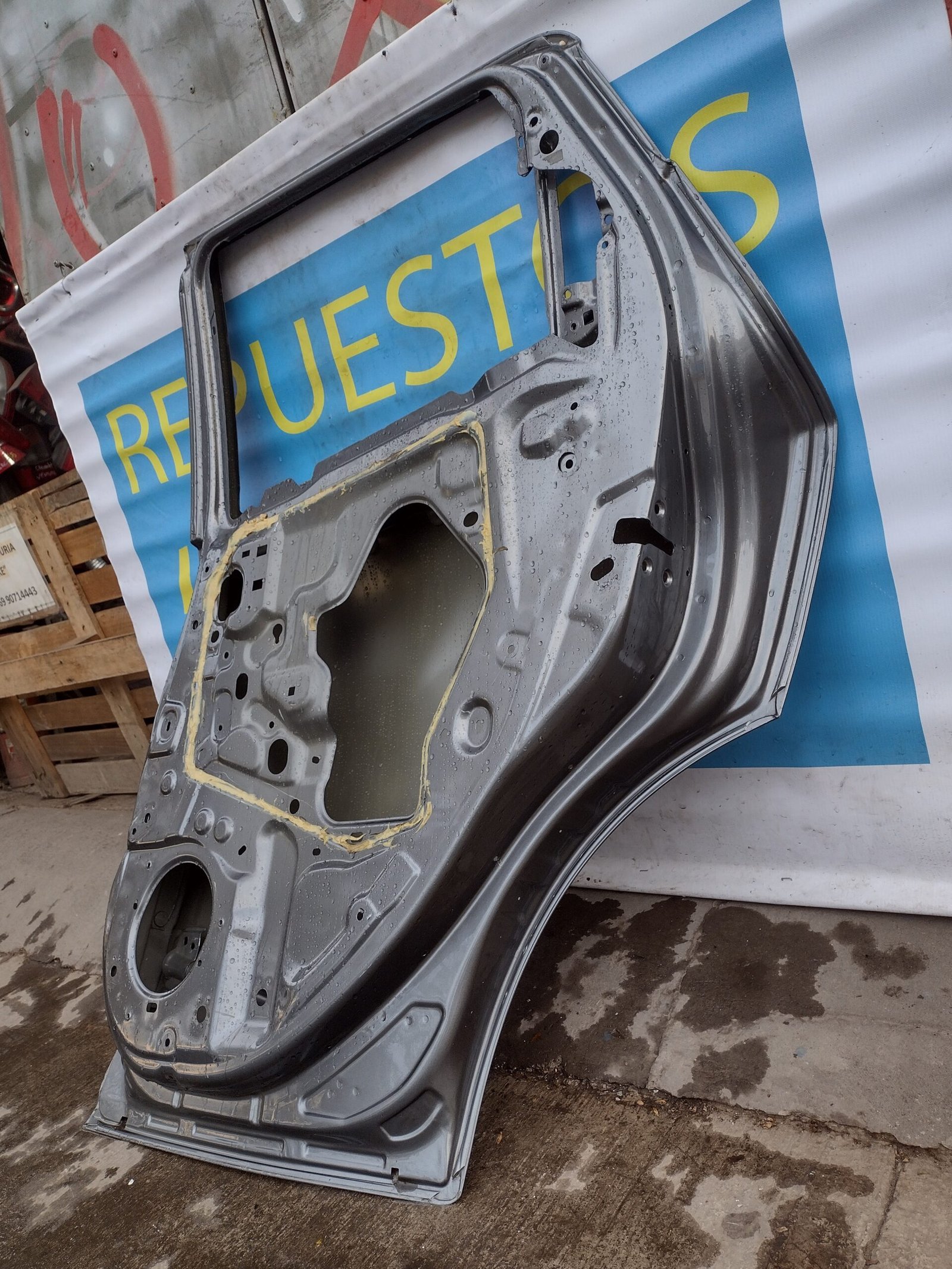 Puerta trasera derecho nissan juke 2012 - 2018 - Imagen 8