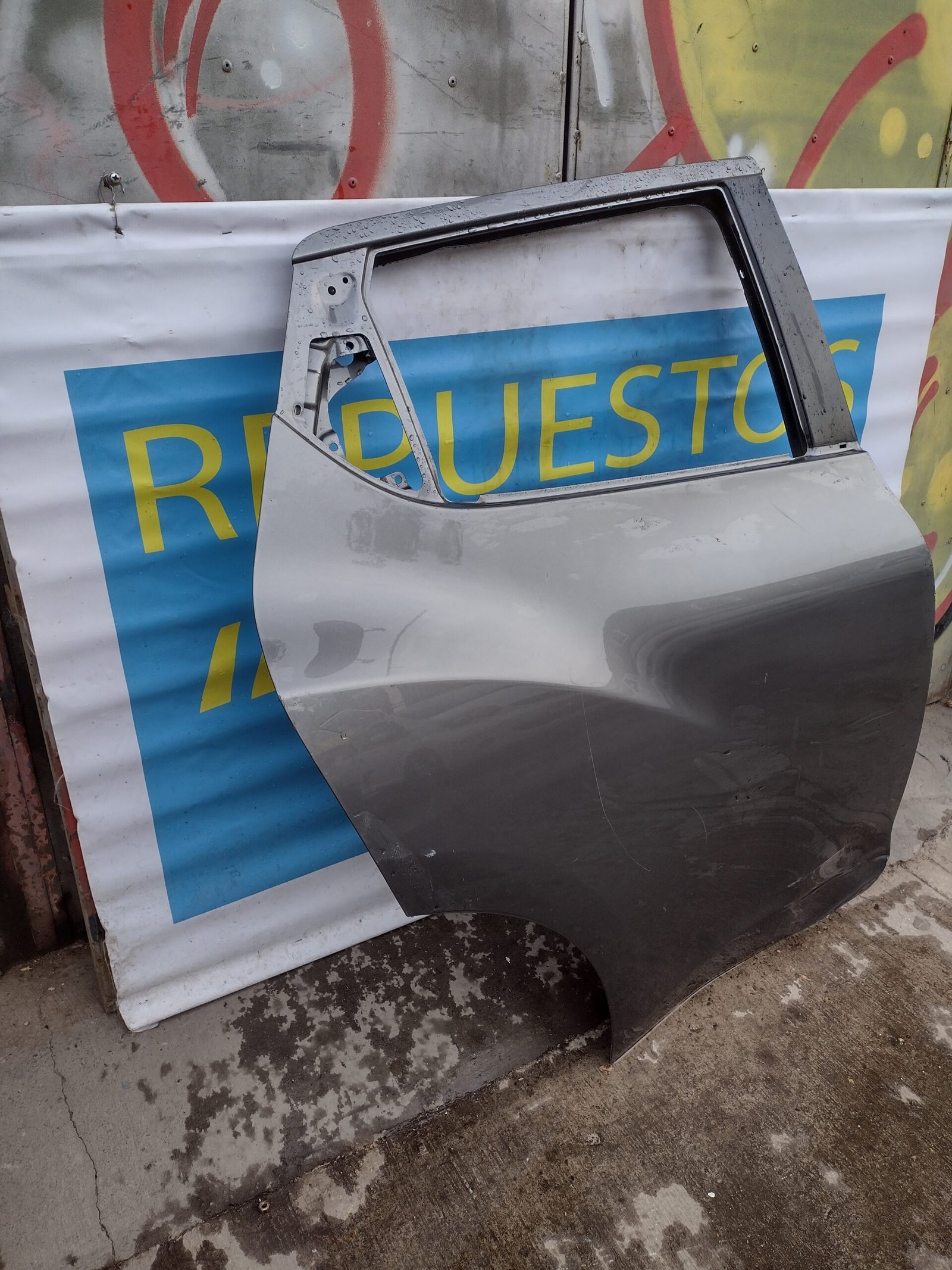 Puerta trasera derecho nissan juke 2012 - 2018 - Imagen 2