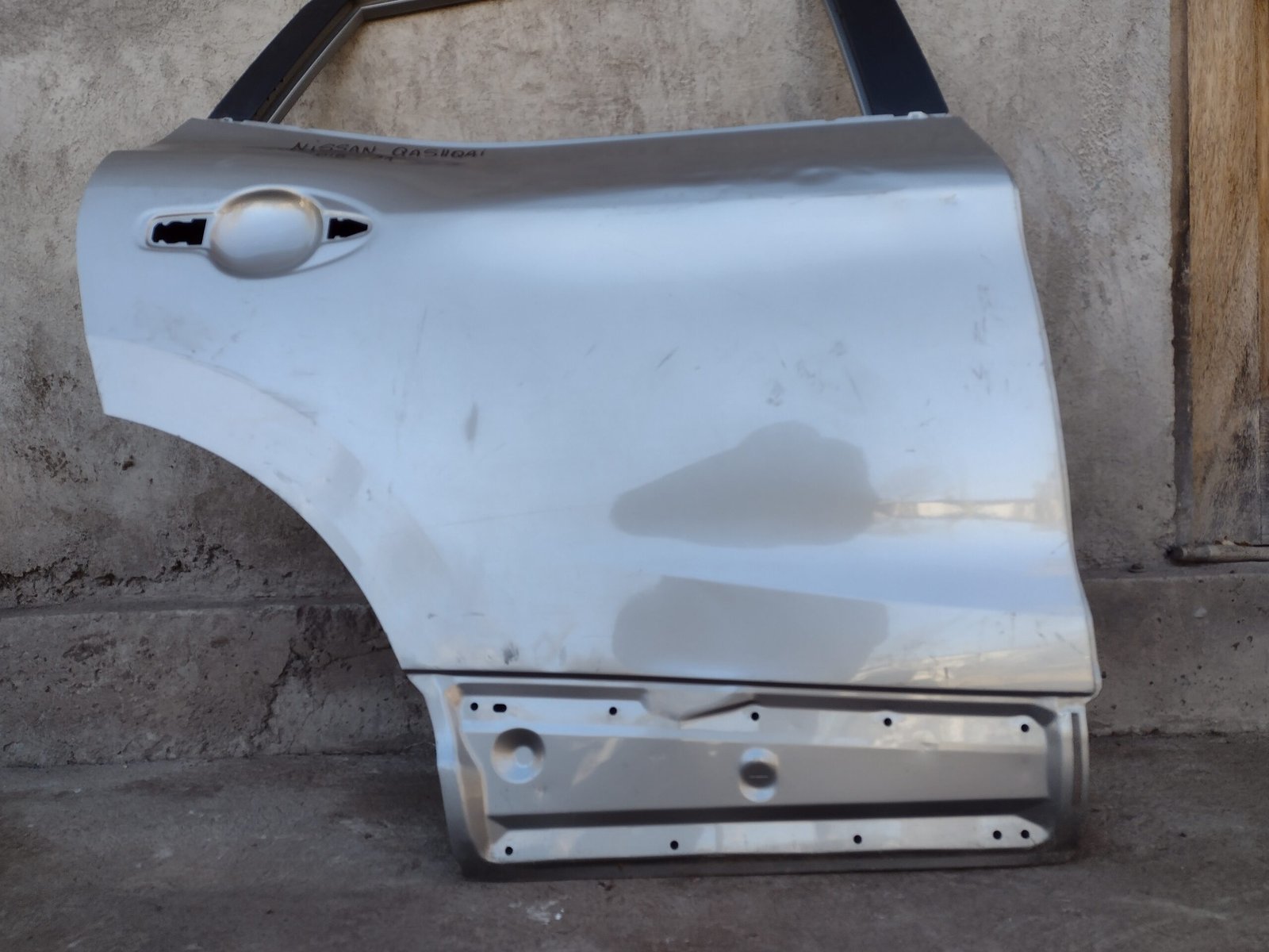 Puerta trasera derecha nissan qashqai 2015 - 2021 - Imagen 3