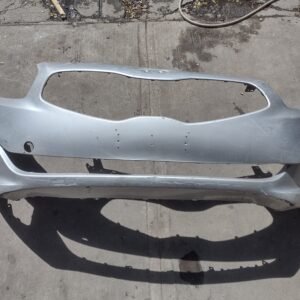 Parachoque delantero Kia Carens 2013 - 2017