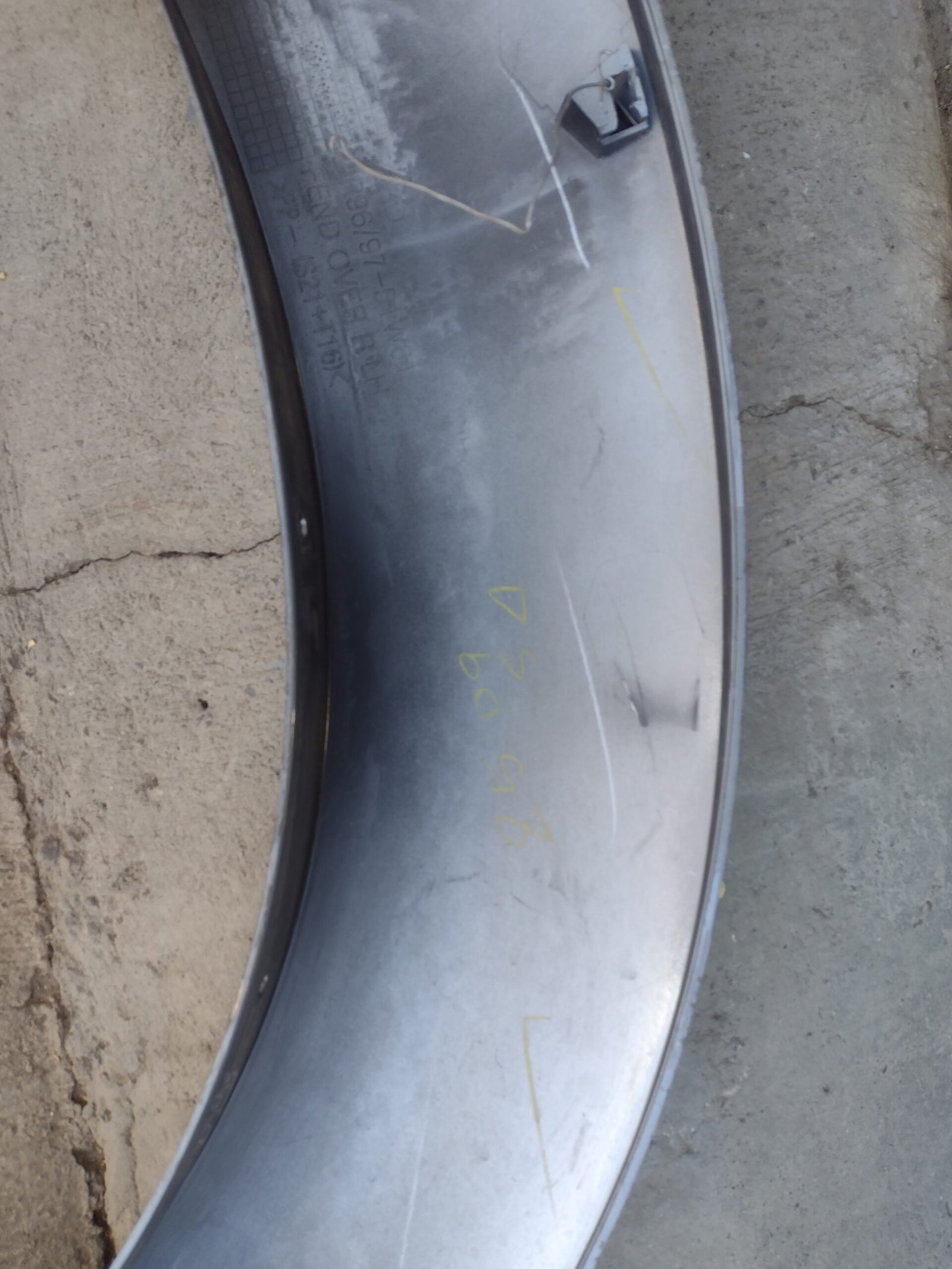 Moldura trasera izquierda Ford Ranger tailandesa 2006 - 2009 - Imagen 7