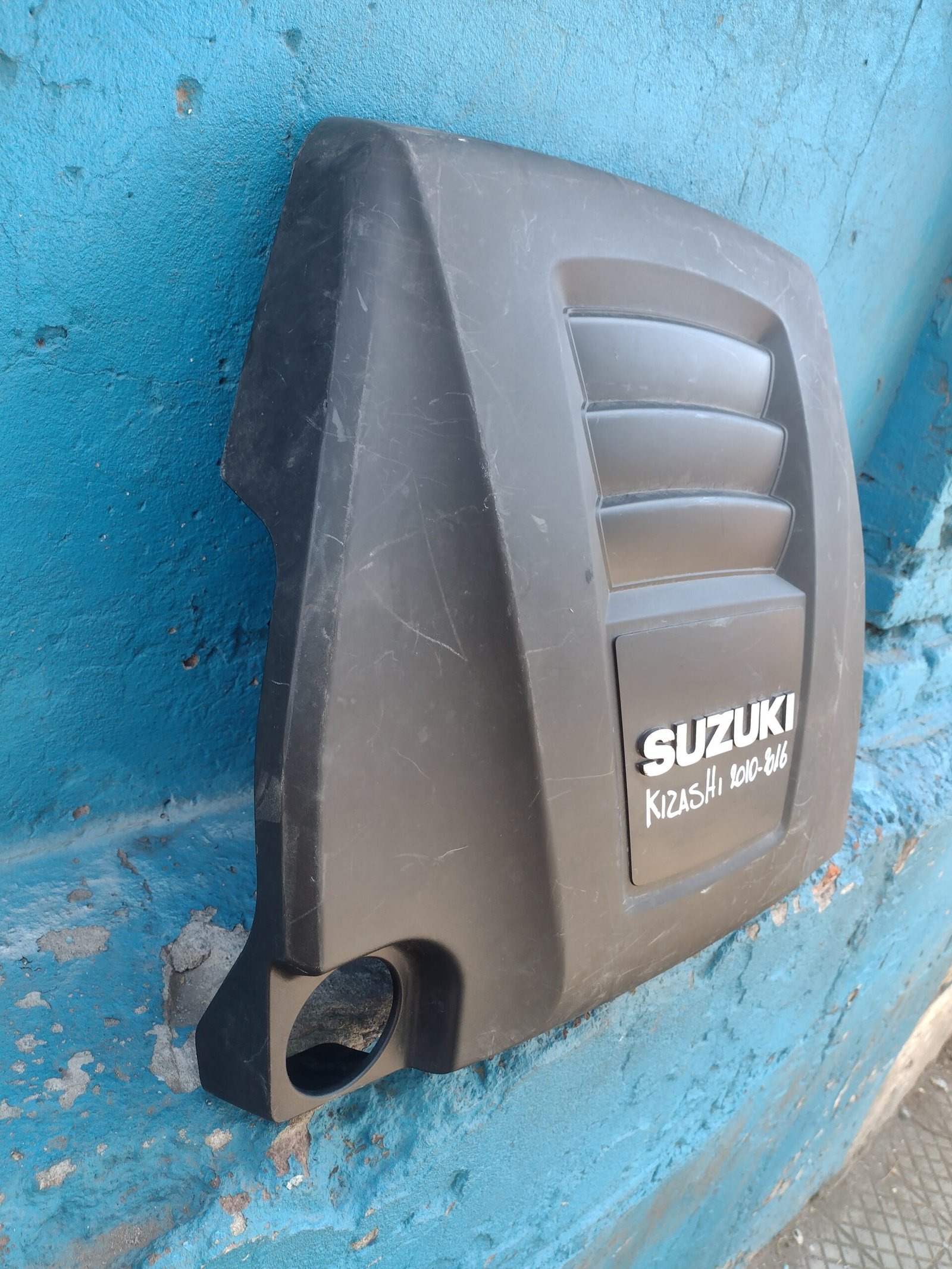 Tapa cubre motor Suzuki Kizashi 2010 - 2016 - Imagen 2
