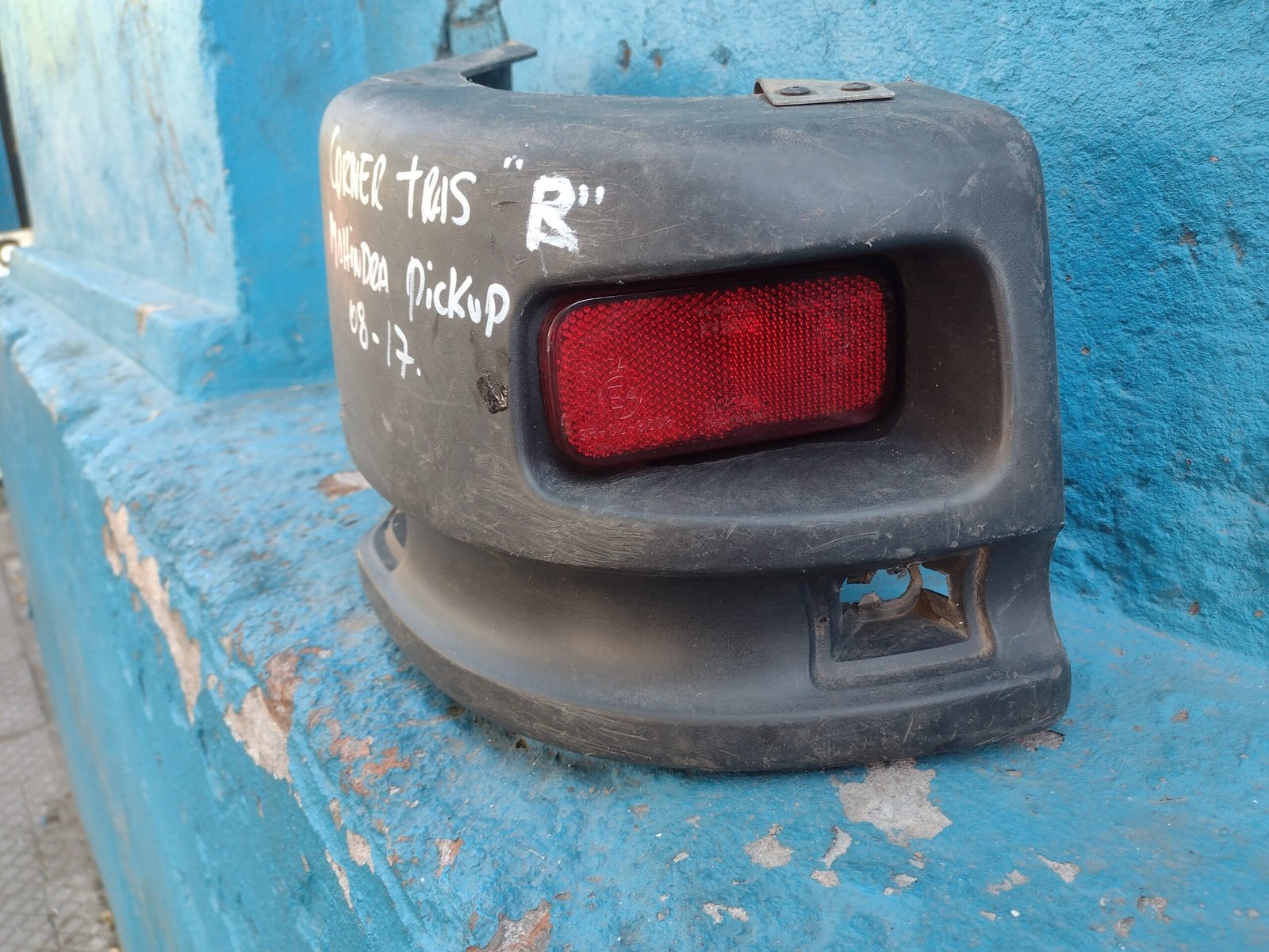 Corner trasero derecho Mahindra Pick Up 2008 - 2017